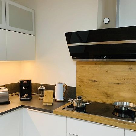 Firmen & Ferienwohnung Brecht 1 Waibstadt 外观 照片