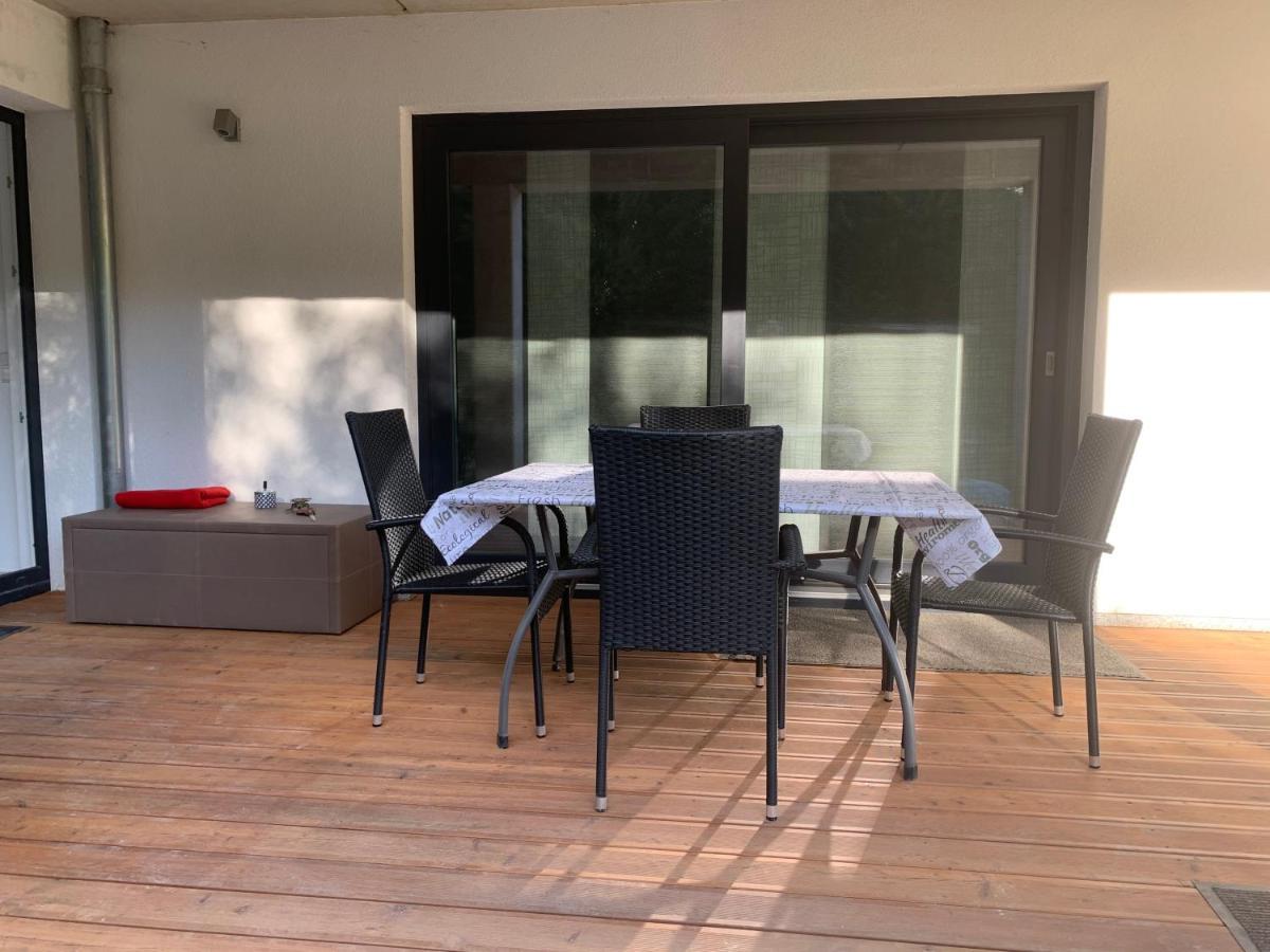 Firmen & Ferienwohnung Brecht 1 Waibstadt 外观 照片